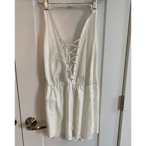 RARE Forever21 White tie up romper w/lacey bottom